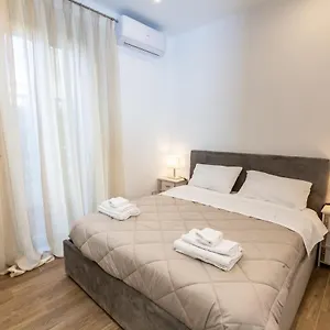 Noh Collection 2bdr Apartment- Vatican Area Appartamento